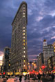 New York yöllä mukaan lukien päivällinen