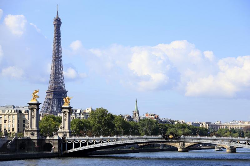 Eiffel Tower: Skip the line & cruise