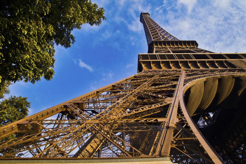 Eiffeltornet: toppen & båttur på Seine 

