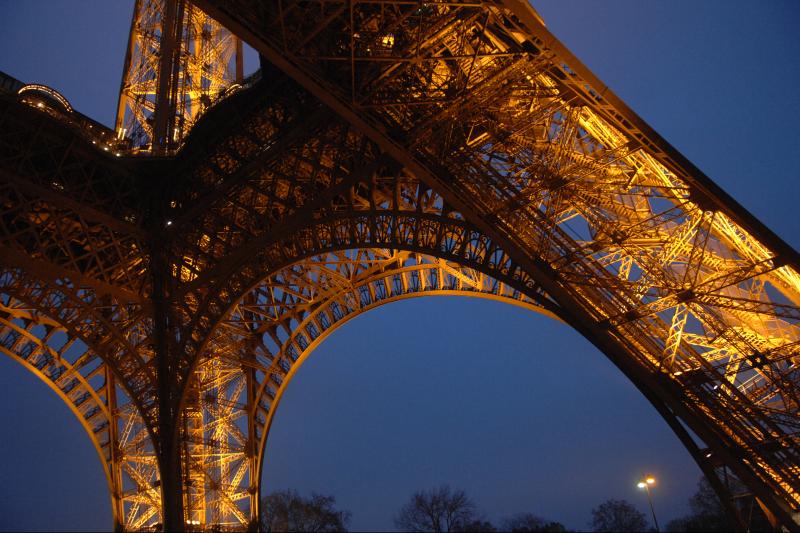 Eiffel Tower Skip the Line Ticket( 2nd Floor) Evening (PCV)