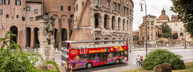 Explorer Rome n'a jamais été aussi facile et excitant ! Prenez le bus CitySightseeing Hop-On Hop-Off rouge et admirez cette merveilleuse ville depuis le toit ouvert ! 