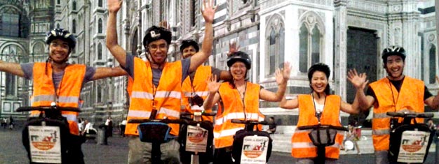 Ontdek Florence in het donker en bekijk deze schitterende stad met kunstlicht. Ontdek alle belangrijke hoogtepunten van de stad en leer over de geschiedenis. Boek jouw Segway tour hier!