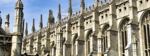 Vedete le favolose città, Oxford e Cambridge, e le loro rispettive università in una giornata intera su questo tour. Acquistate qui biglietti alle università di Oxford e Cambridge.