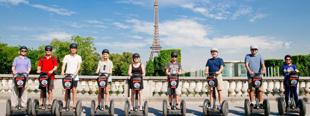 Explore the magical streets of Paris at sunset on a segway! Go sightseeing in a new way! Enjoy a small tour group! Book your segway tour today! 
