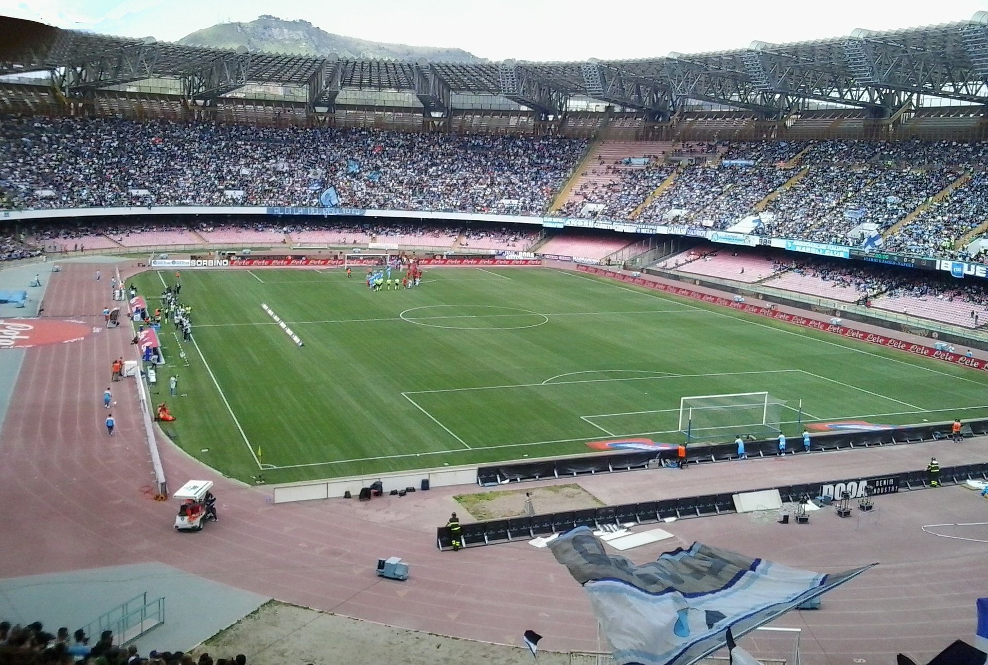 Stadio San Paolo. ItaliaFutebol.com