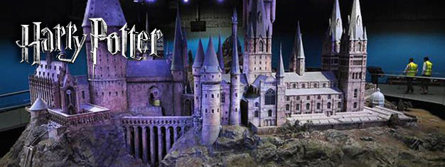 Experience the Harry Potter and Warner Bros. Studio Tour. Get both a guided and a self-guided tour in the studios in London. Book your tickets today!
