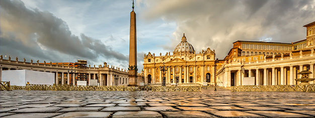 Hoppa över köerna till Vatikanens museum! Utskriven e-biljett eller mobilbiljett accepteras. Gå direkt till säkerhetskontrollen med förköpta biljetter!