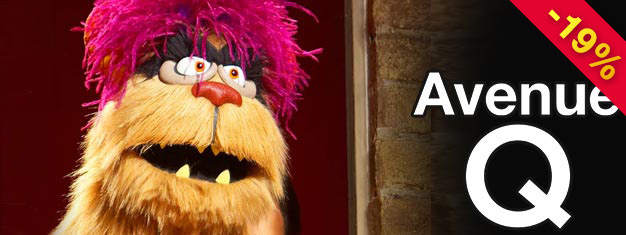 Opplev musikalkomedien Avenue Q på Broadway! Musikalen kombinerer skuespillere og marionetter i ett morsom show! Bestill billetter allerede i dag!