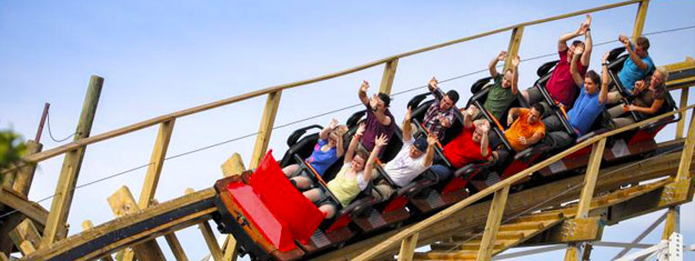 Besuchen Sie den Freizeitpark Fun Spot America! Unterhaltung für alle: aufregende Achterbahnfahrten und Gokart-Wettrennen. Kaufen Sie Ihre Tickets online!