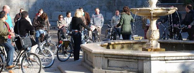 Madrid Biciklizam Razgledavanje je velik i jedinstven način da se vidi i otkrijte Madrid. Ulaznice za Madrid biciklističku turu se mogu rezervirati ovdje!