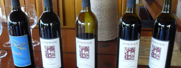 Tämä puolenpäivän viiniretki Kalifornian kauneimmalle viinialueelle Sonoma Valley'hin sisältää sekä upeita maisemia että viininmaisteluja. Varaa online!